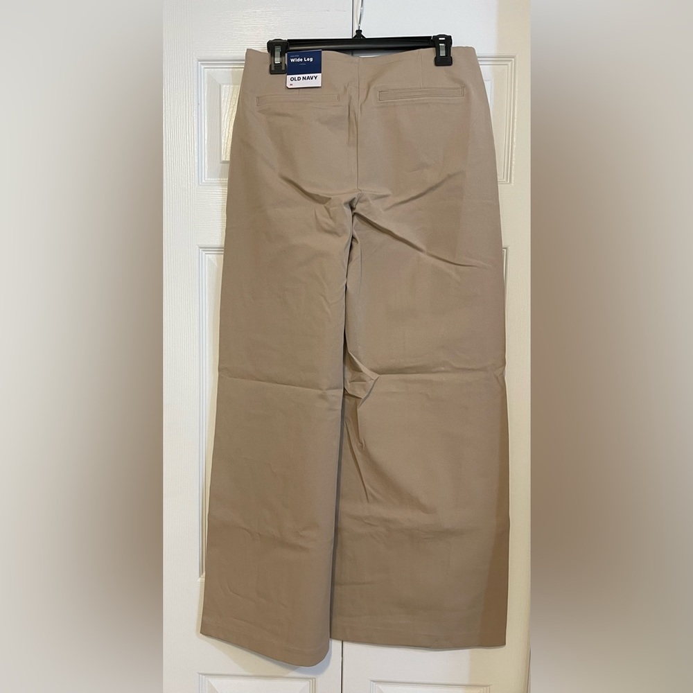 Old Navy Woman’s Wide Leg Pants - Picture 2 of 8
